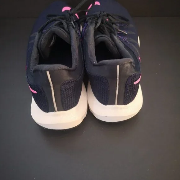 Nike Running Ladies Size 7.5 Navy with Pink Swoosh White & Black Sole Sneakers - Picture 5 of 9